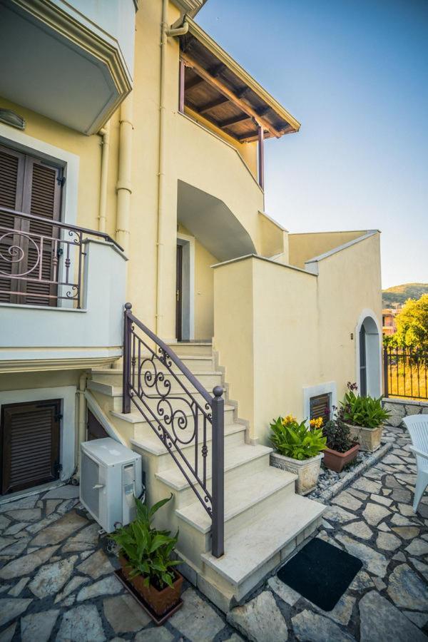 Villa Karolina Tsogkas Syvota Exterior photo