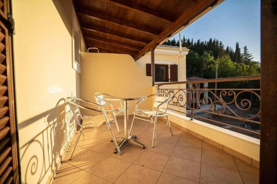 Villa Karolina Tsogkas Syvota Exterior photo